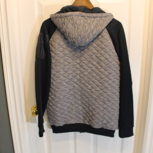 Free Planet Grey Black Zipper M Hoodie Sweat Shirt - Picture 2 of 3